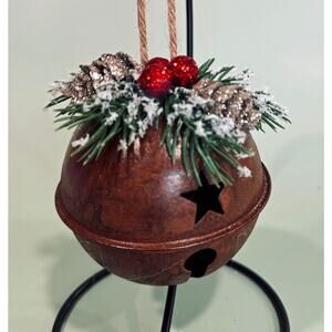 Price Reduced Rustic Rusty Bell Christmas with Greenery and Berries CP20